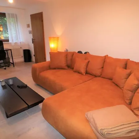 Schoene Einliegerwhg Apartmán *