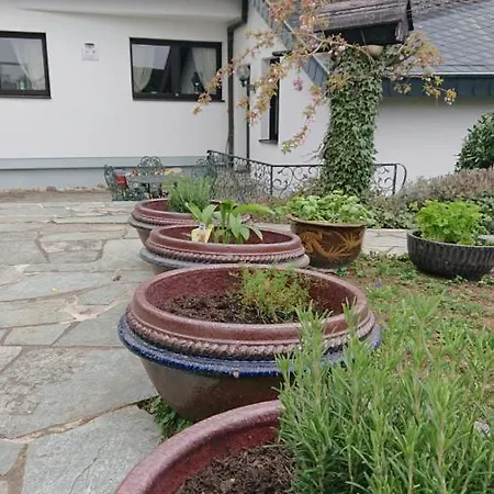 Apartment Schoene Einliegerwhg