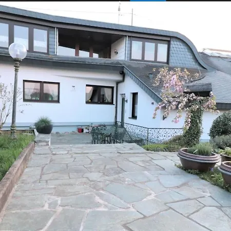 Schoene Einliegerwhg