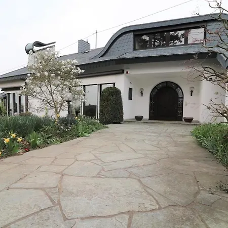 Schoene Einliegerwhg Apartmán