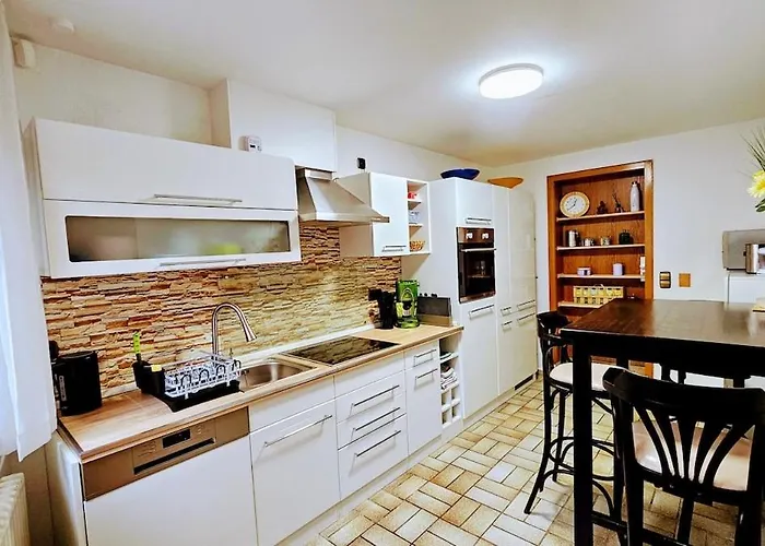 Schoene Einliegerwhg